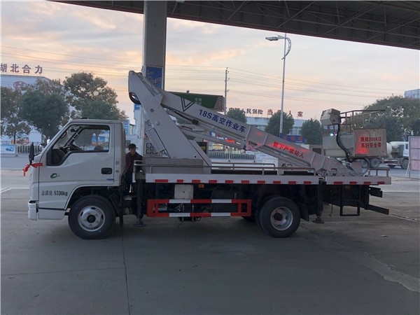 國(guó)六江鈴18米伸縮臂高空作業車