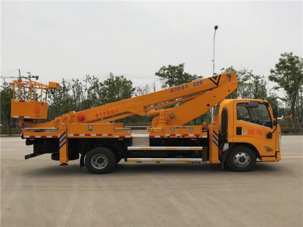 國(guó)六江鈴26米高空作業車