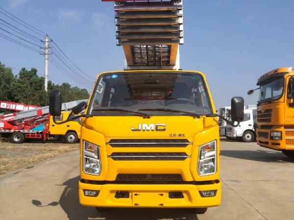 32米國(guó)六雲梯車