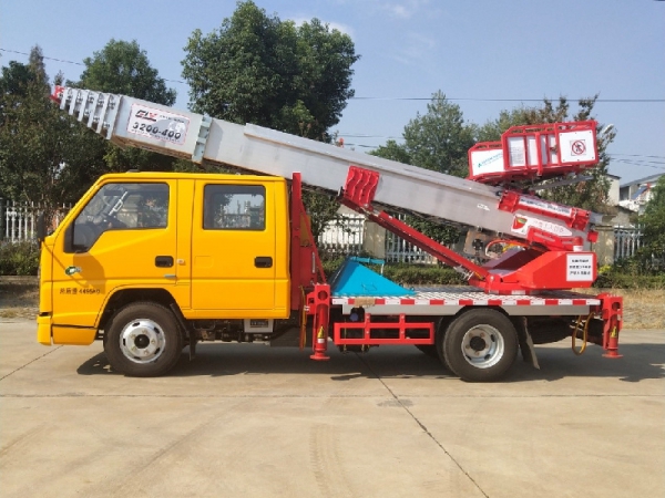 32米國(guó)六雲梯車